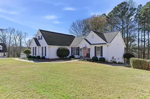 5551 Chestnut Creek Ln, Flowery Branch, GA 30542 - Photo 18