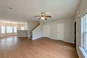 511 Creel Ln, Atlanta, GA 30349 - Photo 4