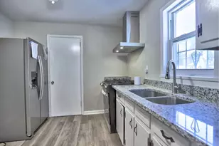 851 Amber Pl NW, Atlanta, GA 30331 - Photo 6