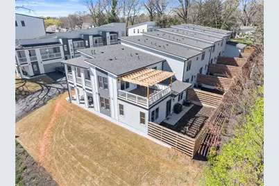 368 Forrest Avenue, Gainesville, GA 30501 - Photo 2