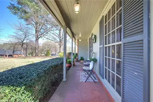 115 Cherokee Cir SE, Cartersville, GA 30120 - Photo 6