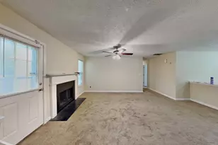 1278 Lynx Ct, Hampton, GA 30228 - Photo 2