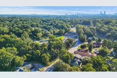 2047 Joseph E Boone Boulevard NW, Atlanta, GA 30314 - Photo 2