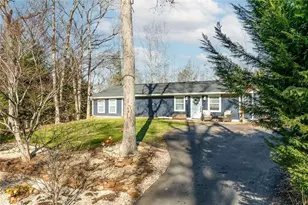 6120 Cardinal Dr, Gainesville, GA 30506 - Photo 2