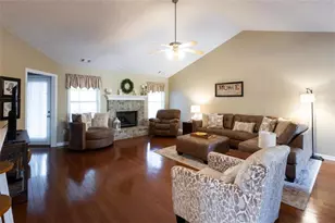 164 Laurel Ln, Social Circle, GA 30025 - Photo 4