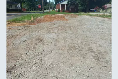 1032 W Solomon Street, Griffin, GA 30223 - Photo 4