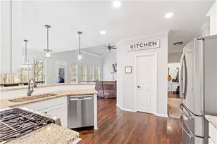 4135 Dream Catcher Dr, Woodstock, GA 30189 - Photo 8