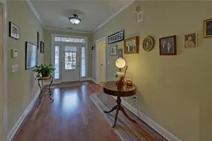 926 Brenau Point Dr, Gainesville, GA 30501 - Photo 4