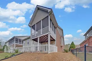 926 Brenau Point Dr, Gainesville, GA 30501 - Photo 38