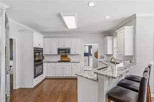 204 Carrington Estates Ct, Woodstock, GA 30188 - Photo 10