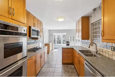 355 Westerhall Court, Sandy Springs, GA 30328 - Photo 10