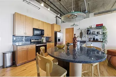 3235 Roswell Road #702, Atlanta, GA 30305 - Photo 4