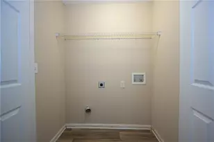 1302 Palmer Ln, Winder, GA 30680 - Photo 10