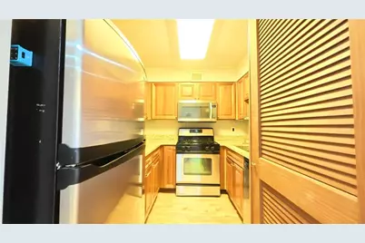 2479 Peachtree Road NE #1306, Atlanta, GA 30305 - Photo 10