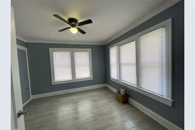 105 Greene Street NE, Fairburn, GA 30213 - Photo 6