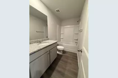 100 Village Green Drive, Adairsville, GA 30103 - Photo 2