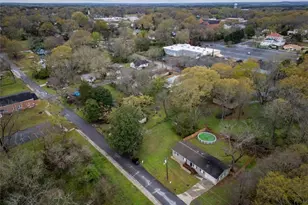 335 Poplar Ave, Social Circle, GA 30025 - Photo 8