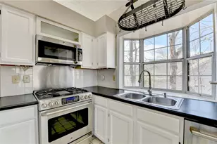 30 Karen Camile Dr, Lawrenceville, GA 30043 - Photo 18