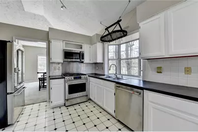 30 Karen Camile Drive, Lawrenceville, GA 30043 - Photo 16