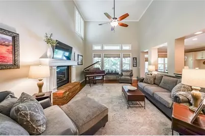 285 Peninsula Circle, Newnan, GA 30263 - Photo 14