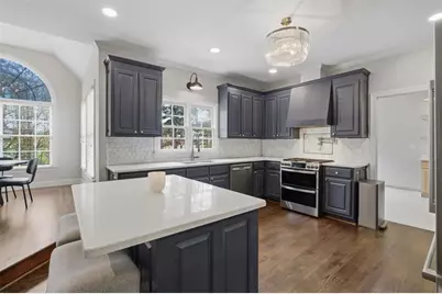 4392 Chatuge Drive, Buford, GA 30519 - Photo 16