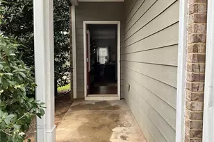 1281 Rockfield Cir, Norcross, GA 30093 - Photo 2