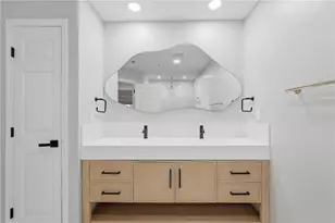 5061 Avalon Dr, Alpharetta, GA 30005 - Photo 16