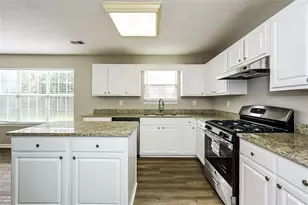 170 Saddleview Trail, Riverdale, GA 30274 - Photo 8