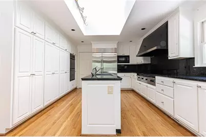 4765 Paran Valley NW, Atlanta, GA 30327 - Photo 22