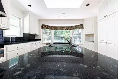 4765 Paran Valley NW, Atlanta, GA 30327 - Photo 24