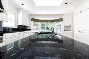 4765 Paran Valley NW, Atlanta, GA 30327 - Photo 24
