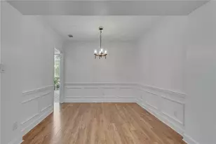 7500 Roswell Rd, Atlanta, GA 30350 - Photo 6