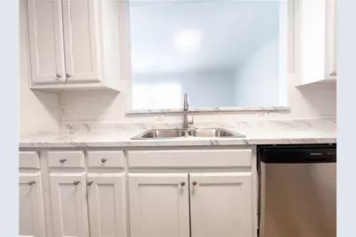 825 Commerce Boulevard, Riverdale, GA 30296 - Photo 14