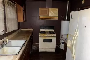 607 N Hill St, Griffin, GA 30223 - Photo 20