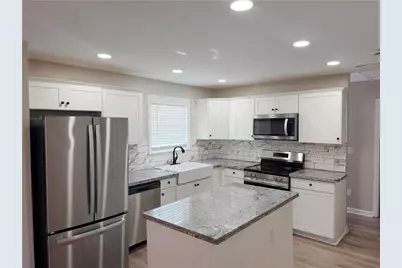 2060 Claude Street NW, Atlanta, GA 30318 - Photo 10