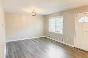 2060 Claude St NW, Atlanta, GA 30318 - Photo 8