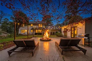 3549 Castlehill Ct, Tucker, GA 30084 - Photo 2