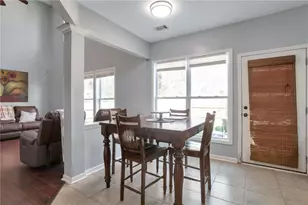 1565 Hedington Circle, Lawrenceville, GA 30045 - Photo 8