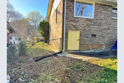 5297 Cardinal Lane NW, Lilburn, GA 30047 - Photo 6