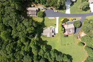 2079 Gallatin Rd, Young Harris, GA 30582 - Photo 4
