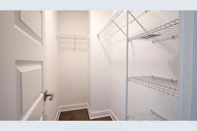 579 Broadview Place NE, Atlanta, GA 30324 - Photo 34