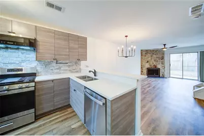 448 Prince Of Wales, Stone Mountain, GA 30083 - Photo 2