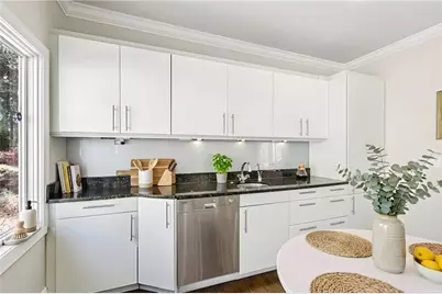 1165 E Beechwood Drive NW, Atlanta, GA 30327 - Photo 18