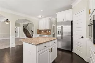 221 Traditions Dr, Loganville, GA 30052 - Photo 10