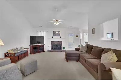 6185 Devonshire Drive, Flowery Branch, GA 30542 - Photo 4