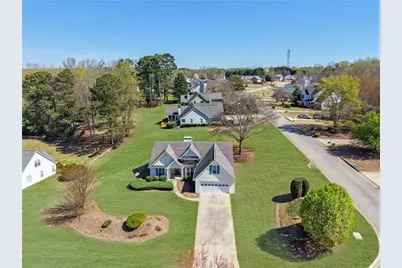 6185 Devonshire Drive, Flowery Branch, GA 30542 - Photo 2