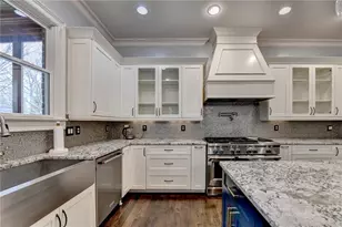 1183 Robert Ln, Marietta, GA 30062 - Photo 16