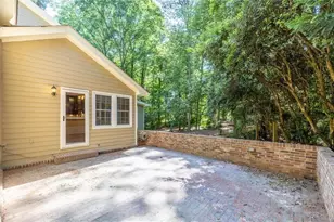 1942 Musket Ct, Smoke Rise, GA 30087 - Photo 18
