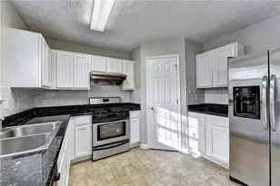 960 Melrose Park Pl, Lawrenceville, GA 30044 - Photo 12