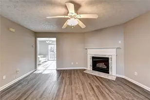 960 Melrose Park Pl, Lawrenceville, GA 30044 - Photo 6